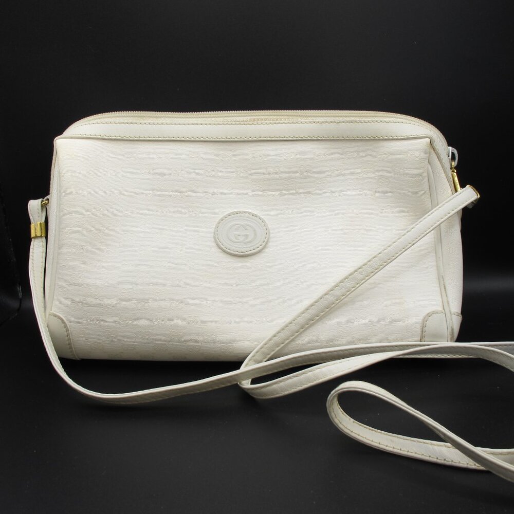 Vintage ivory Gucci purse